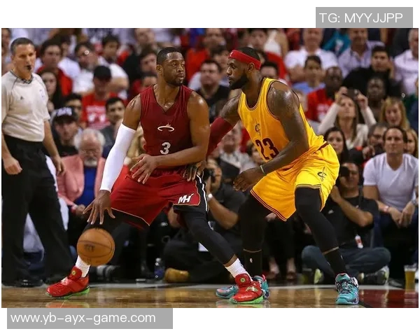 红魔球迷共庆圣诞佳节祝愿大家快乐幸福团圆时光